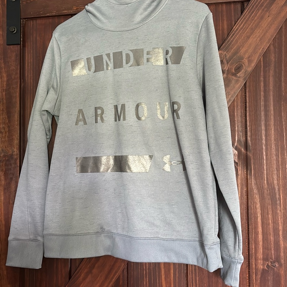 Funnel neck Under Armour hoodie